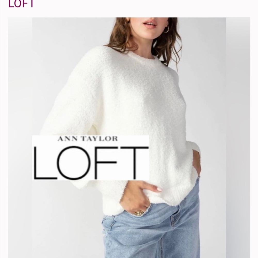 LOFT Women's Cream Crew Neck Sweater